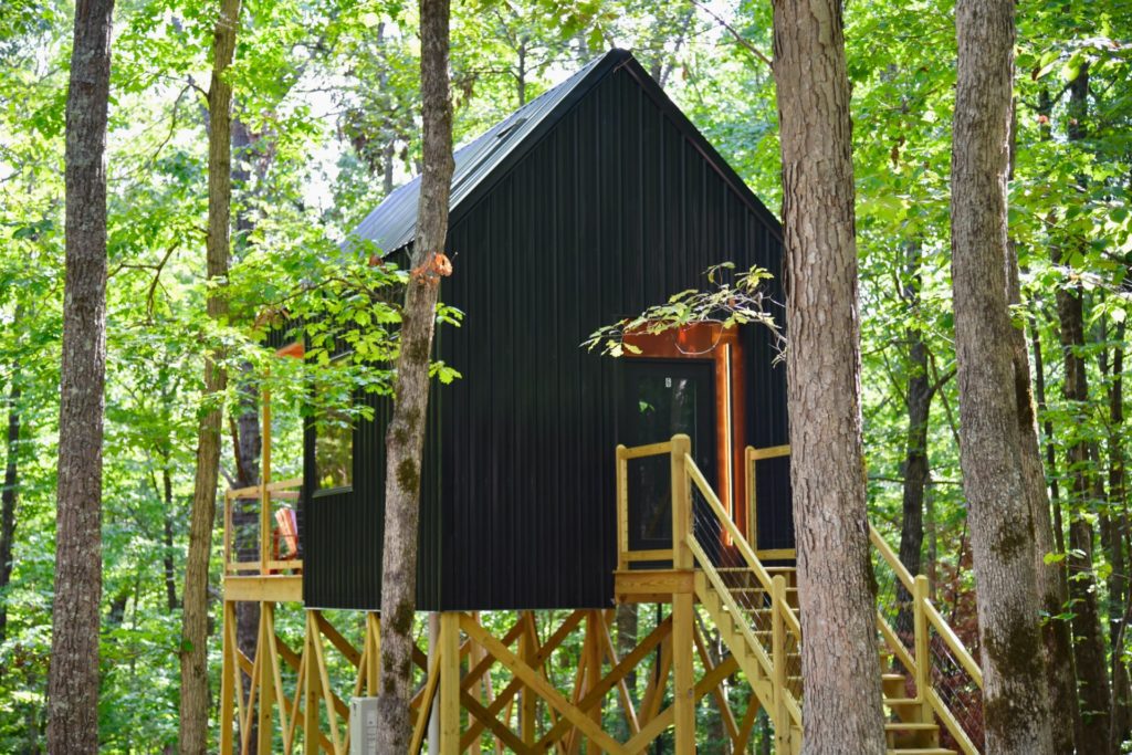Glamping & Treehouse Rentals Terralodge Monteagle, TN